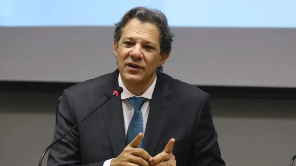 Reforma tributária será sancionada por Lula com vetos, diz Fernando Haddad