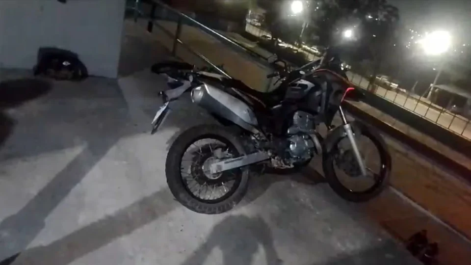 Motociclista morre ao cair 10 metros após acidente no bairro Cidade Nova, em Manaus