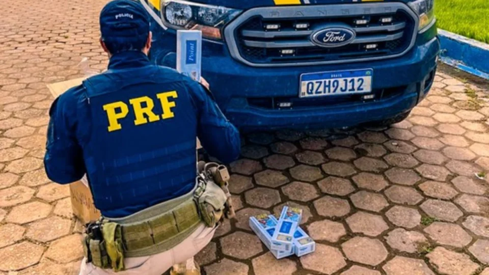 Motorista é preso com mais de 1,7 mil maços de cigarros contrabandeados no AM