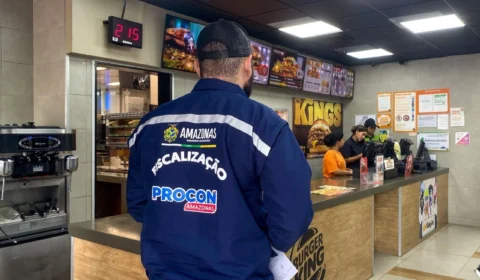 Rede de fast food é notificada por excluir  Amazonas de promoção e enganar consumidores
