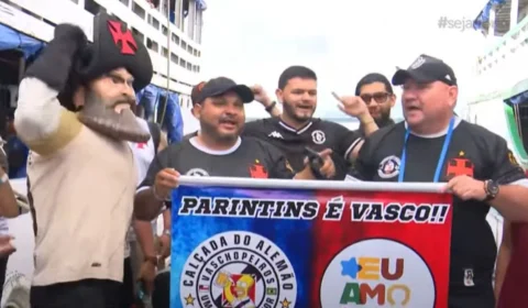‘Temos que viver o Vascão’: torcedores chegam em Manaus para assistir ao Vasco na Arena da Amazônia