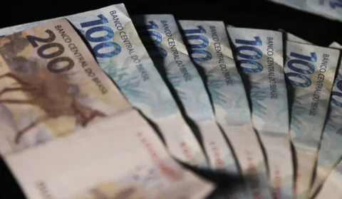 Receita Federal: arrecadação do governo atinge R$ 209,21 bilhões, 2ª maior para novembro