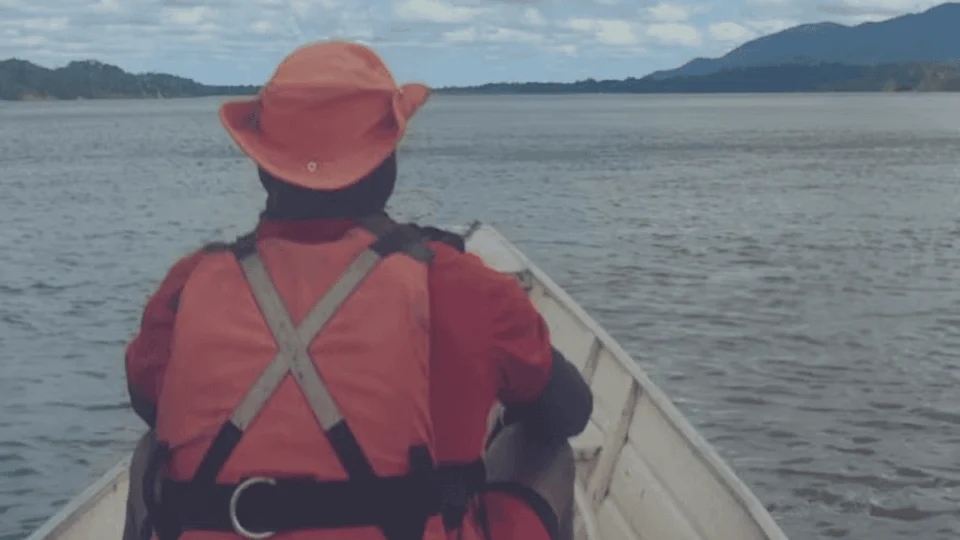 Barco afunda e homem desaparece no Rio Branco, interior de Roraima
