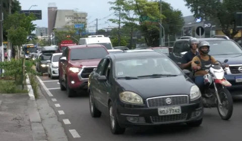 Primeiro dia de mudanças no trânsito de Manaus: congestionamento marca avenida Djalma Batista; confira as alterações
