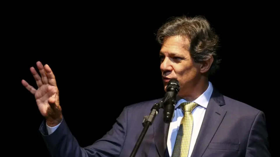 Fake news sobre Haddad: AGU cobra ação do facebook