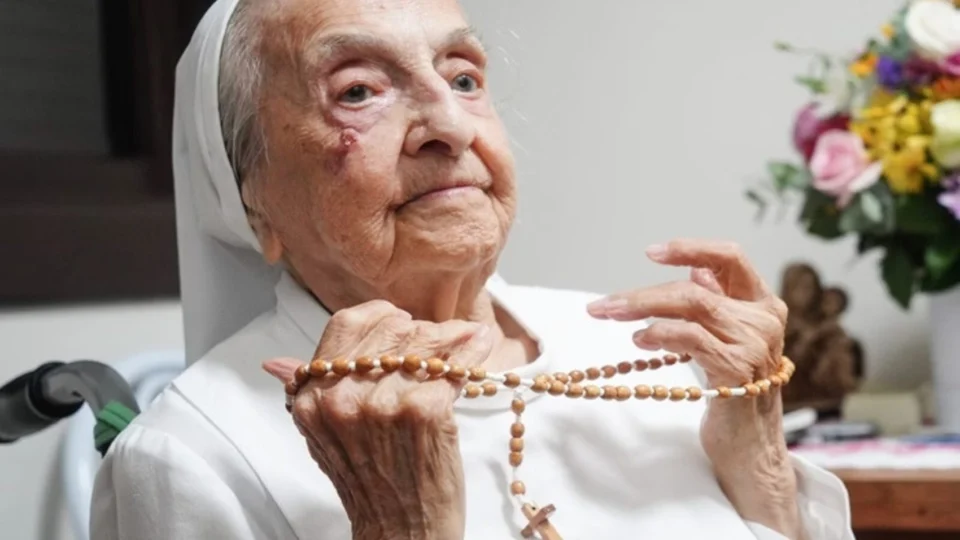 Pessoa mais velha do mundo é brasileira; saiba quem é