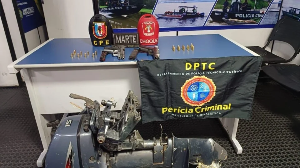 ‘Piratas do rio’ trancam passageiros no porão e tentam roubar barco no Amazonas