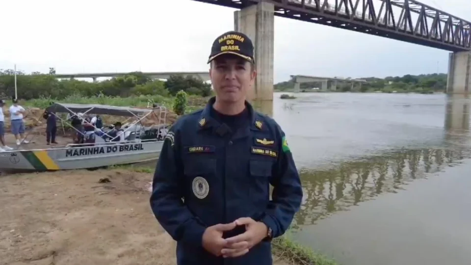 Marinha atualiza buscas por desaparecidos após queda da ponte JK no Rio Tocantins