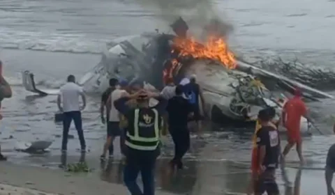 Avião cai em Ubatuba (SP) e deixa uma pessoa morta