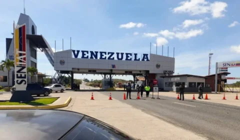 Venezuela fecha fronteira com Brasil em Pacaraima