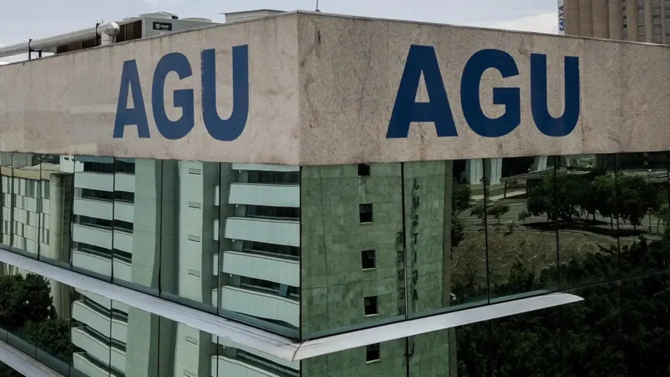 AGU pede celeridade no julgamento do STF sobre responsabilização das redes sociais