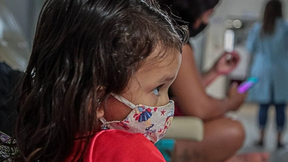 Covid em alta no Norte: Amazonas e outros quatro estados enfrentam aumento de casos