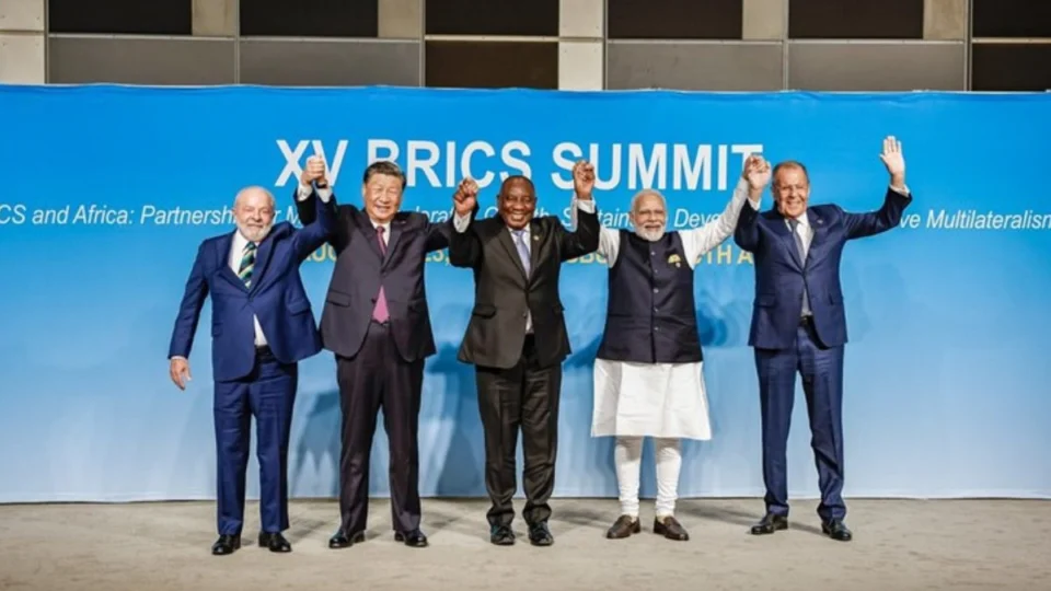 Brics sob liderança do Brasil quer reduzir custos com moedas locais e desafiar o dólar