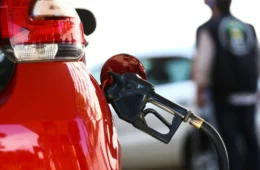 Sindicato enfrenta polêmica e esclarece aumento no preço da gasolina no Acre; veja justificativa