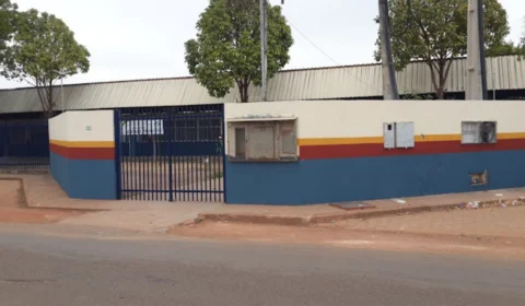 Aluno leva arma falsa e causa pânico em escola de Boa Vista: ‘Assustar alguns venezuelanos’