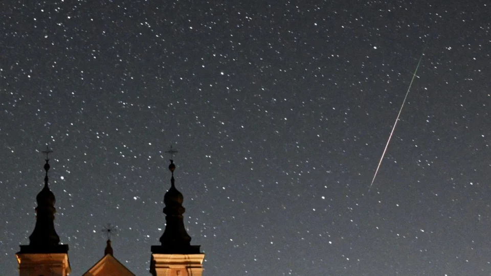 Espetáculo! Chuva de ‘meteoros’ ilumina céu de Roraima; veja vídeo