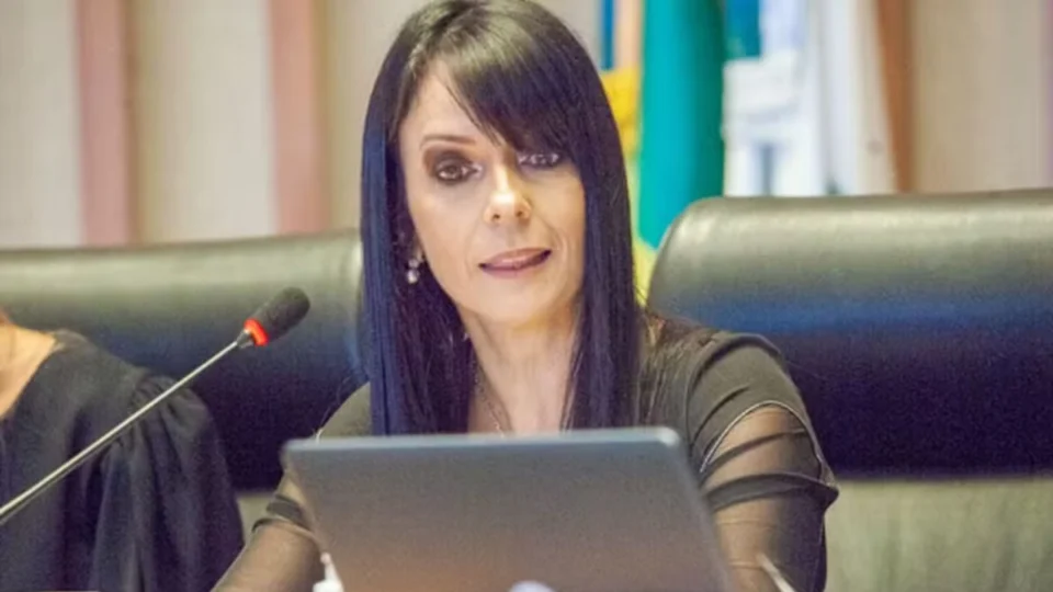 Dos 34 denunciados por tentativa de golpe apenas um é mulher; saiba quem é