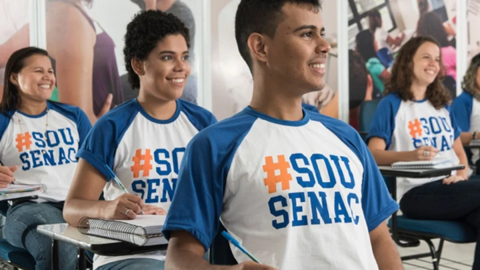 DF tem 2 mil vagas em cursos técnicos gratuitos para estudantes; veja como se inscrever