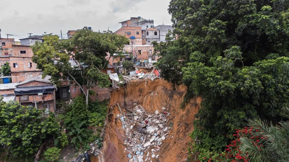 Deslizamentos de terra no Amazonas: por que tragédias se repetem todos os anos?