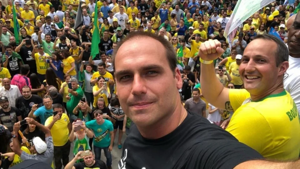 Manaus será sede de evento conservador em resposta à COP 30, diz Eduardo Bolsonaro