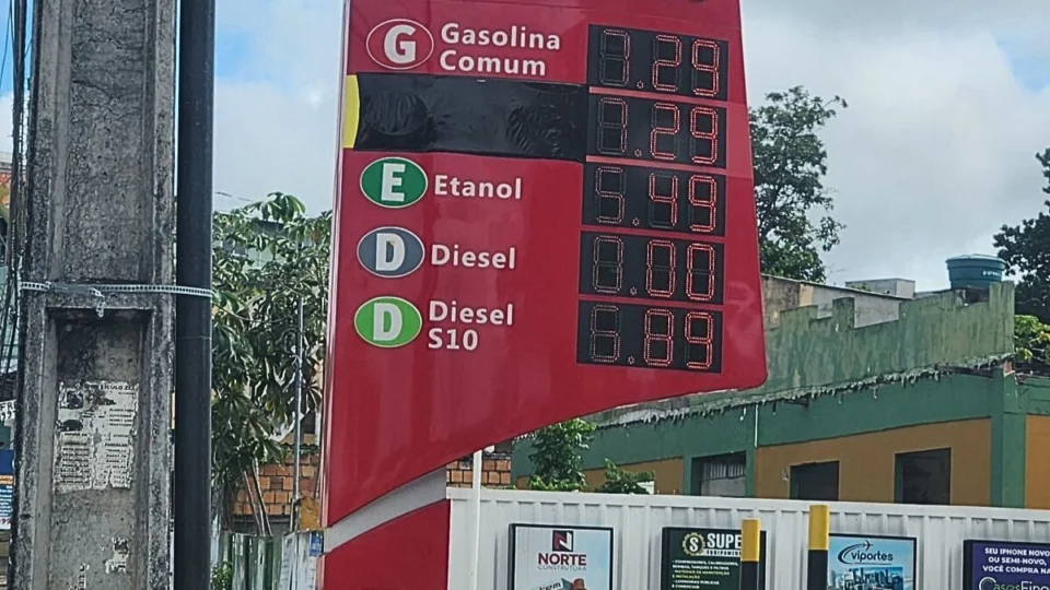 Gasolina dispara para R$ 7,29 em Manaus: entenda por que preço subiu