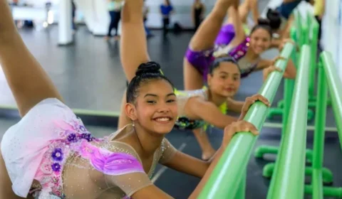 Liceu Cláudio Santoro abre inscrições para 2025 nos cursos de teatro, arte e música em Manaus; veja como fazer