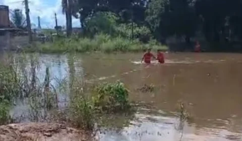 VÍDEO: Mulher morre afogada após cair em área alagada em Ji-Paraná, RO