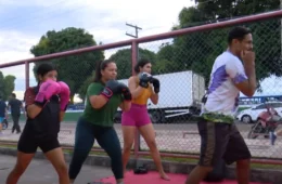 Mulheres usam boxe para combater sedentarismo e melhorar a saúde em Manacapuru