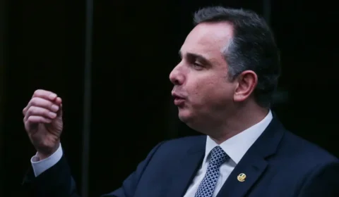 Rodrigo Pacheco se despede da presidência do Senado e deixa democracia como legado