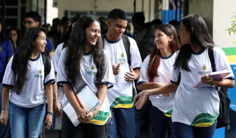 Pé-de-Meia no Amazonas: mais de 44 mil estudantes recebem pagamento