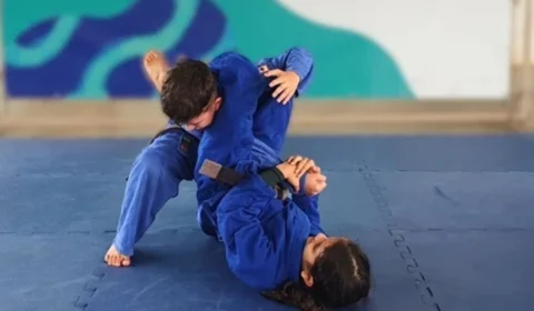 Projeto Pequeno Samurai oferece aulas gratuitas de Jiu-jitsu para crianças e adolescentes em Ariquemes (RO)