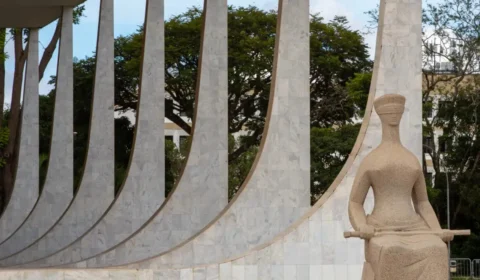 STF retoma julgamento sobre ampliação do foro privilegiado para deputados e senadores