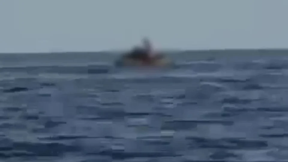 Casal é flagrado fazendo sexo em moto aquática e vídeo viraliza nas redes sociais