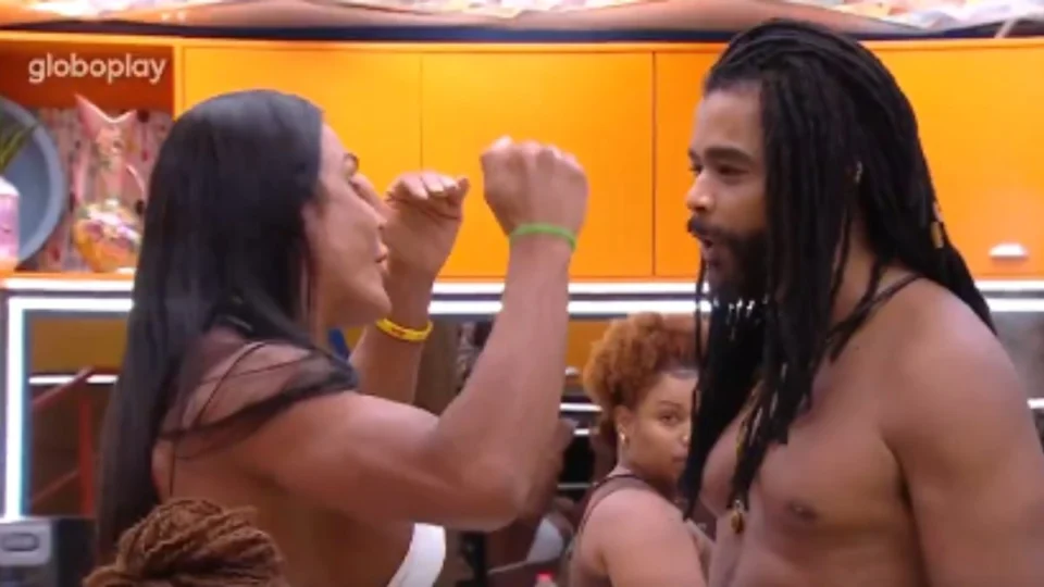 Gracyanne e Diogo brigam no BBB 25: ‘Não vou bater nele, não’; assista confusão