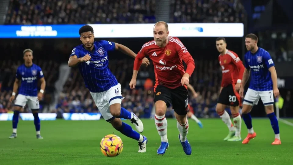 Manchester United x Ipswich Town: onde assistir ao vivo jogo da Premier League