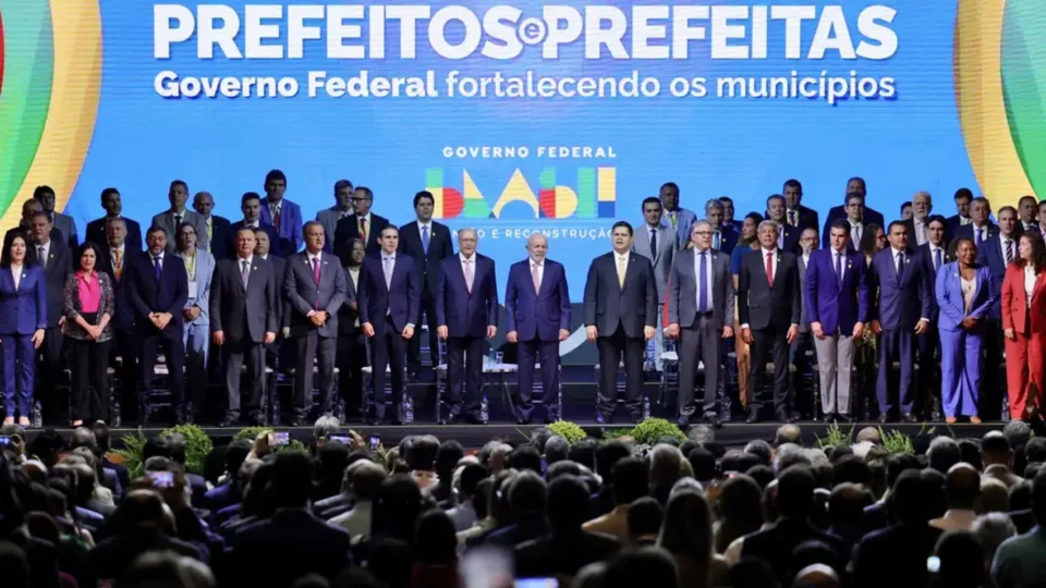 Encontro de Prefeitos: Lula afirma que Brasil só será desenvolvido se as cidades também forem