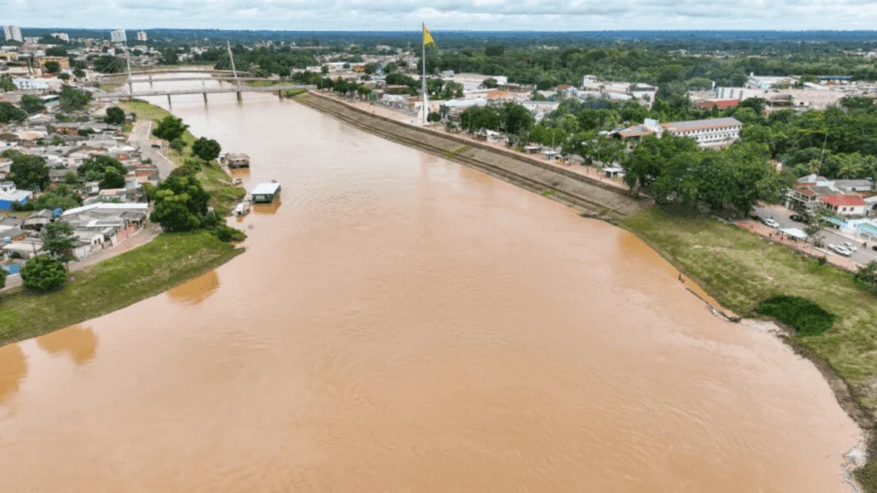 Nível do Rio Acre volta a aumentar nesta quinta-feira (13)