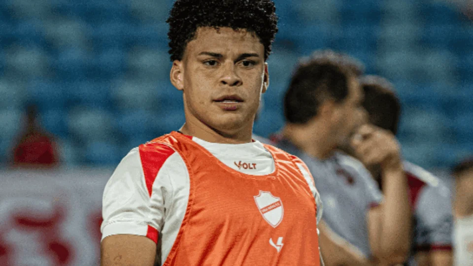 Brasiliense x Vila Nova: onde assistir ao vivo, horário e escalações