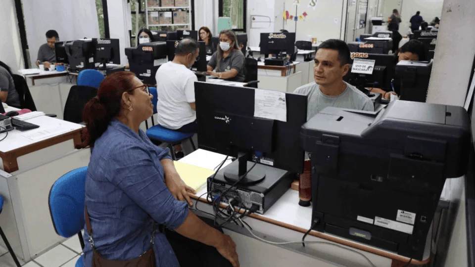 Mais de 320 candidatos aprovados no PSS são convocados para atuar em Manaus