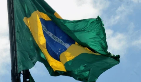 Brasileiro mais feliz? Brasil sobre oito posições no ranking global da felicidade