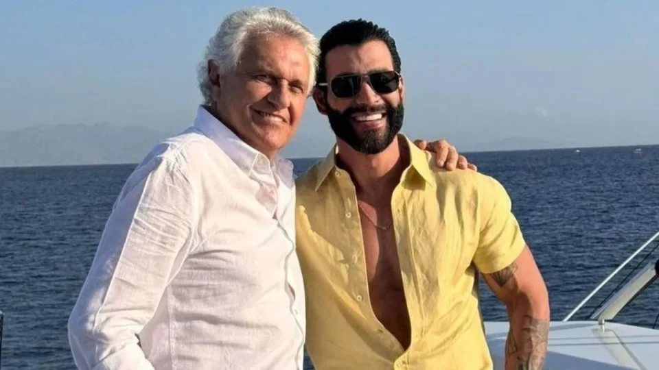 Caiado anuncia pré-campanha ao lado de Gusttavo Lima; população rejeita e prefere Bolsonaro