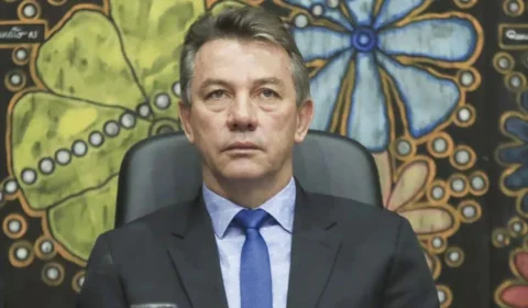 Sem pressa: TSE acumula pedidos de cassação contra Denarium, governador de Roraima