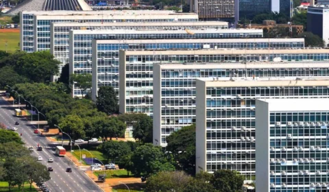 Relembre as mudanças ministeriais do governo Lula até agora