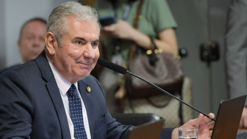 Saiba como o atraso do Orçamento 2025 afeta reajustes e benefícios sociais