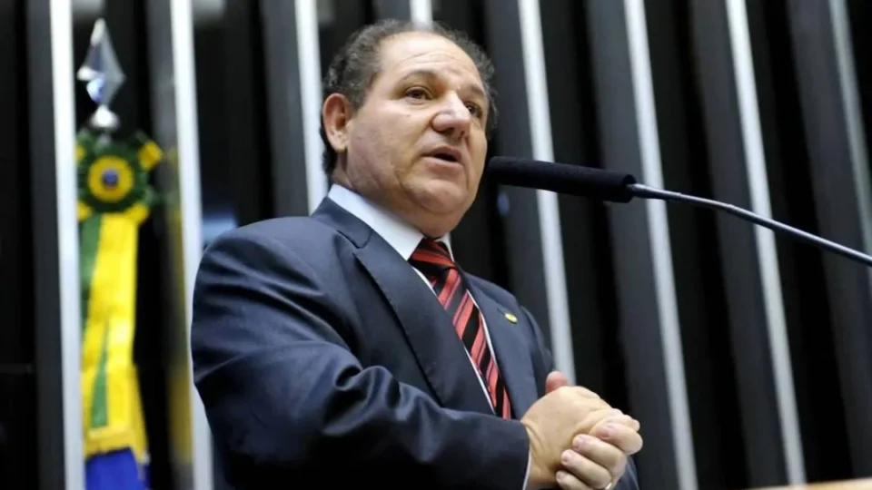 Câmara: quem é o missionário que pode assumir mandato no lugar de Eduardo Bolsonaro