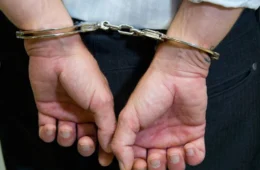 DF tem oitava prisão do ano por descumprimento de medida protetiva; entenda o que aconteceu