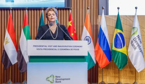 Dilma Rousseff é reeleita para mais cinco anos à frente do Banco do Brics; Rússia deu palavra final