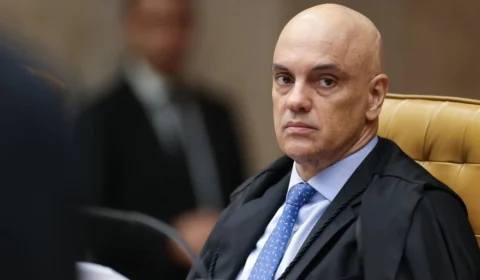 Moraes lembra canção de Gilberto Gil ao proferir voto sobre denúncia contra Bolsonaro; entenda