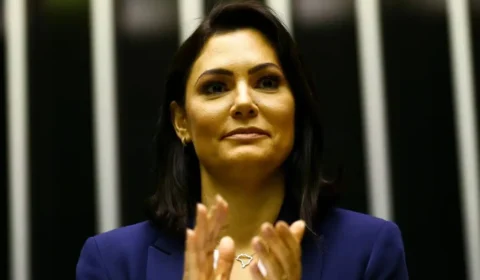 Você votaria em Michelle Bolsonaro? Pesquisa aponta favoritismo para o Senado