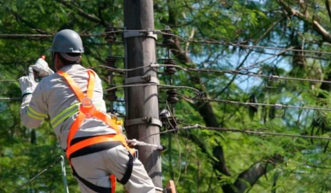 Seis bairros de Manaus devem ficar sem energia elétrica hoje (28); veja lista completa
